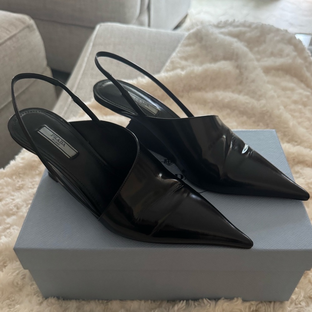 Prada | 2022 ready to wear leather pointed triangle wedges